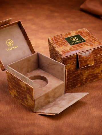 Rigid magnetic luxury packaging box